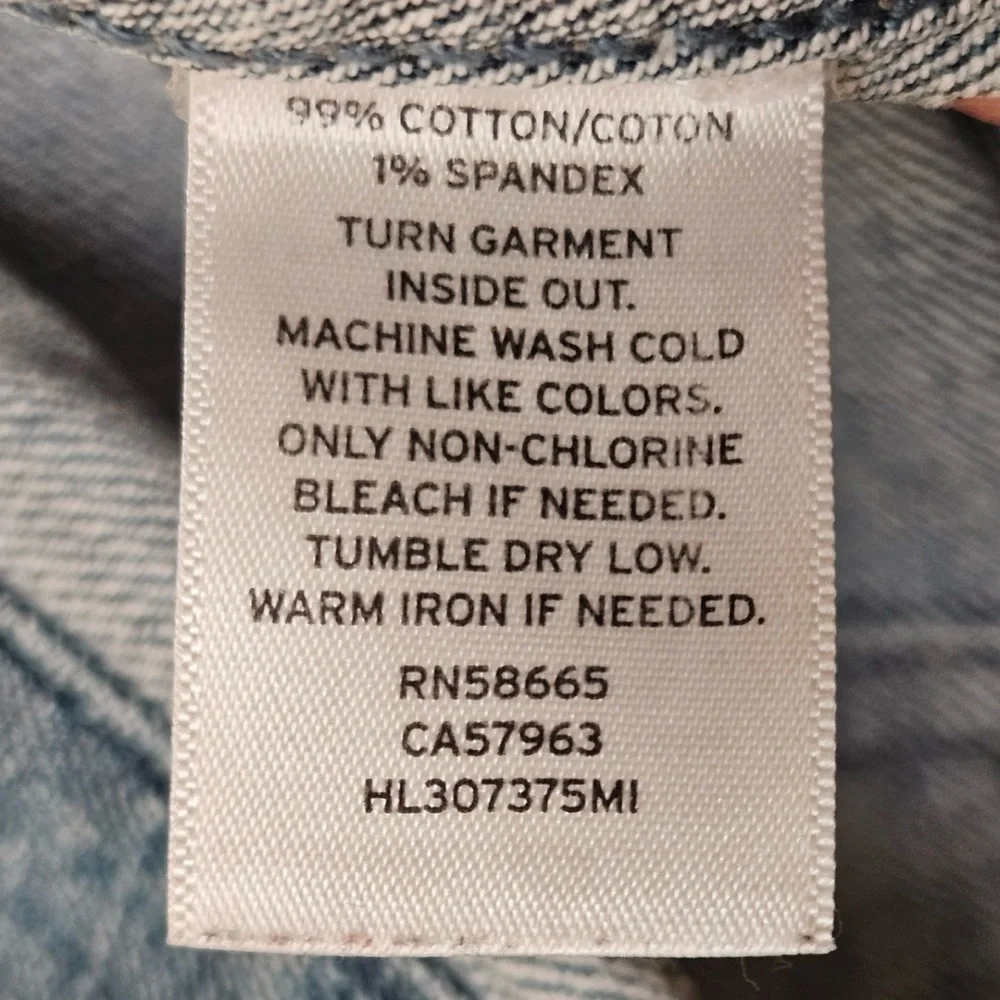 Treasure & Bond Women’s Distressed Blue Jean Jacket, Size Medium - Picture 11 of 11